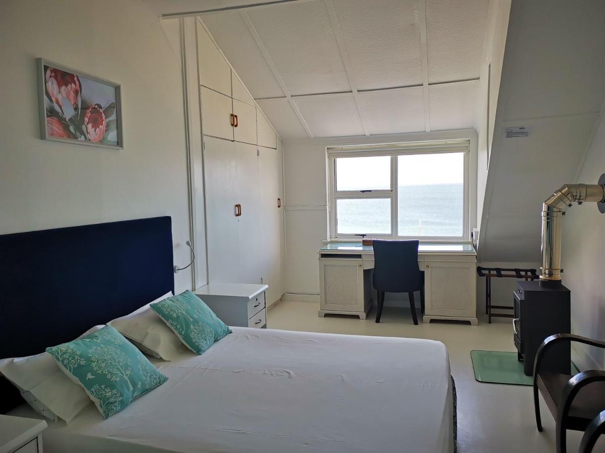 Rachawadee Accomodation​ & Health Spa Simon's Town Bagian luar foto