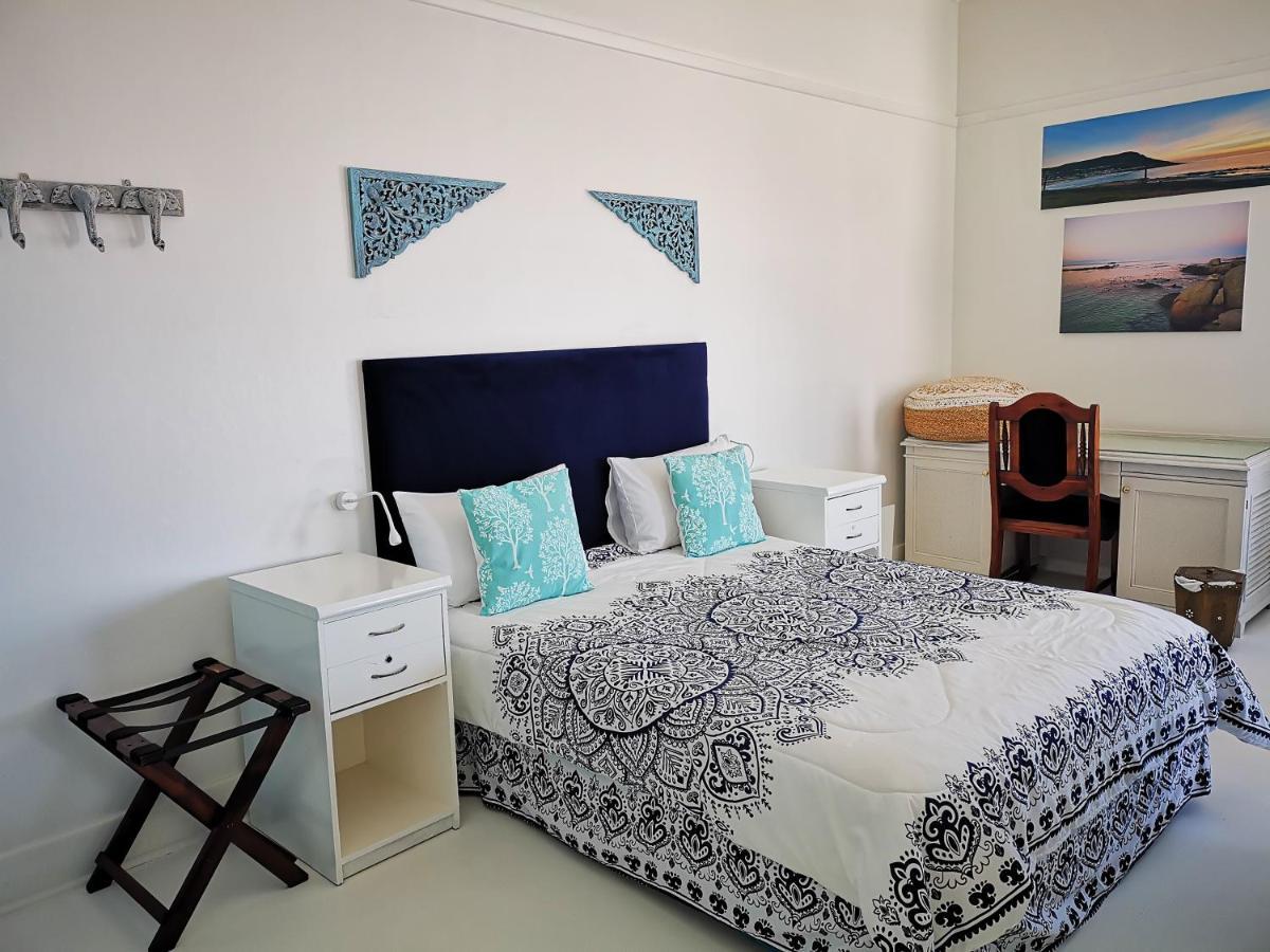 Rachawadee Accomodation​ & Health Spa Simon's Town Bagian luar foto
