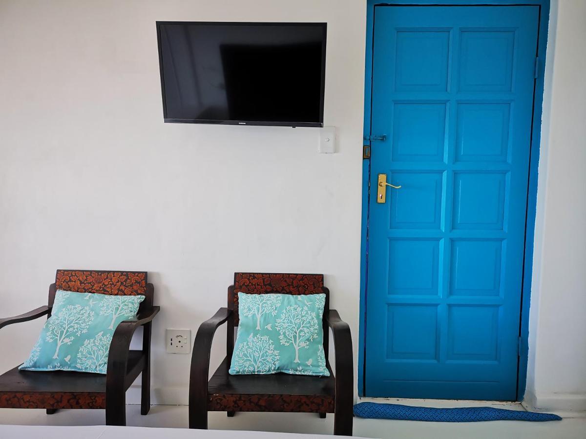 Rachawadee Accomodation​ & Health Spa Simon's Town Bagian luar foto