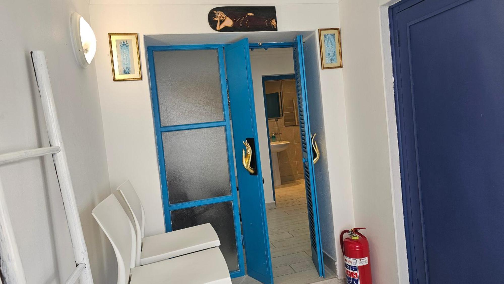 Rachawadee Accomodation​ & Health Spa Simon's Town Bagian luar foto
